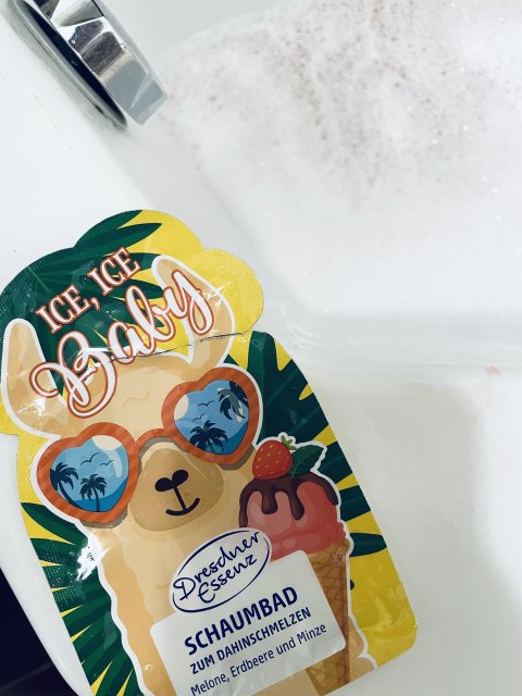 akcja denkowanie! grudzień - kosmetyki w świątecznych opakowaniach i świątecznych kolorach 🎄❄️⛄🎀🎁🎅