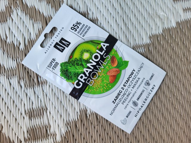 AA Granola Bowls, Zabieg 2 etapowy normalizująco-oczyszczajacy peeling +maska, cera normalna i mieszana