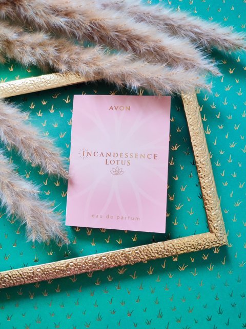Avon Woda perfumowana, Incandessence Lotus EDP