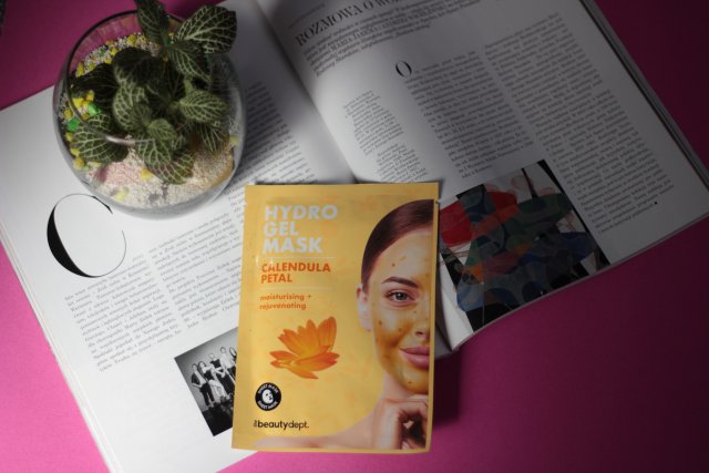 The Beauty Dept. Maseczka do twarzy w płacie, Hydrogel Mask, Calendula Petal, Moisturizing & Rejuvenating