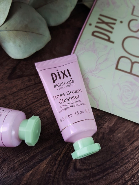 Pixi Krem myjący do twarzy, Skintreats, Rose Cream Cleanser, Rose & Chamomile Flower