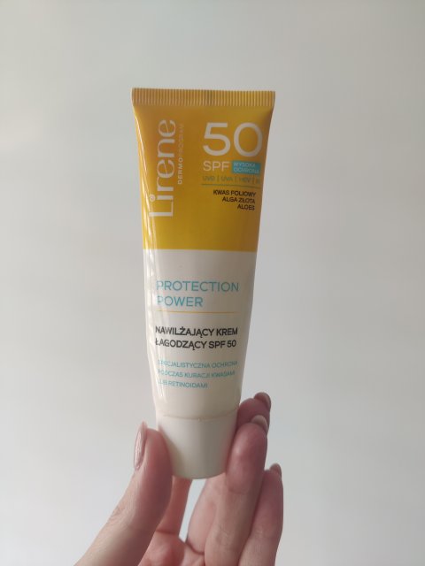 Lirene Dermoprogram, Krem do twarzy, Protection Power, Nawilżający, Łagodzący SPF 50, Specjalistyczna ochrona podczas kuracji kwasami lub retinoidami
