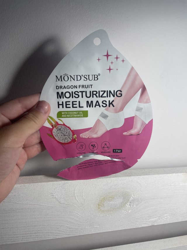 akcja denkowanie! grudzień - kosmetyki w świątecznych opakowaniach i świątecznych kolorach 🎄❄️⛄🎀🎁🎅