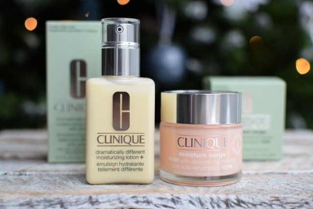 Clinique Dramatically Different Moisturizing Lotion+, Emulsja do twarzy, Nawilżająca