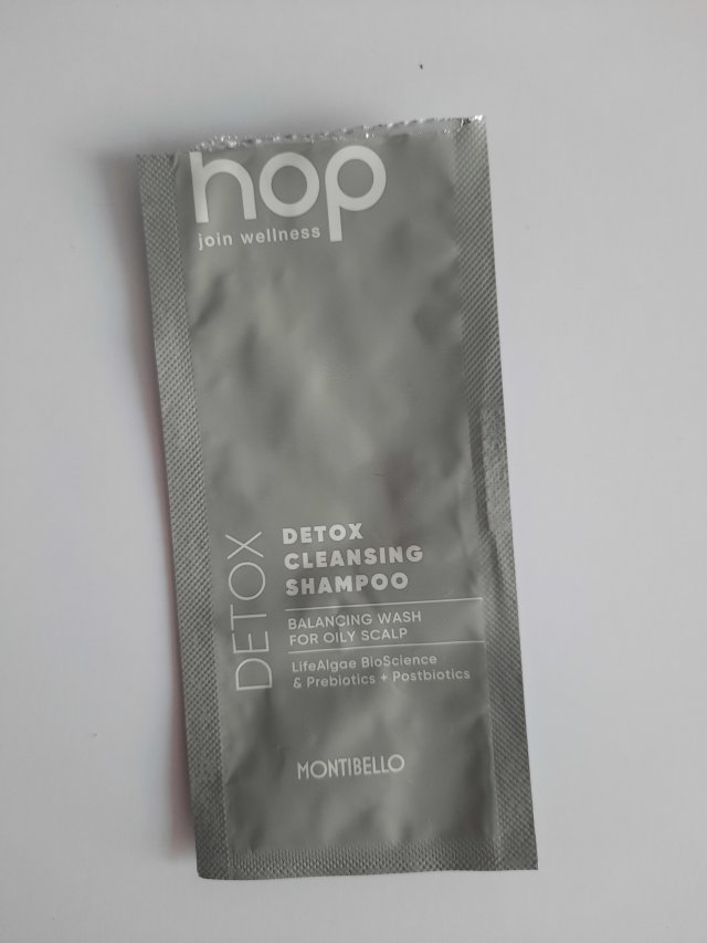 akcja denkowanie! grudzień - kosmetyki w świątecznych opakowaniach i świątecznych kolorach 🎄❄️⛄🎀🎁🎅