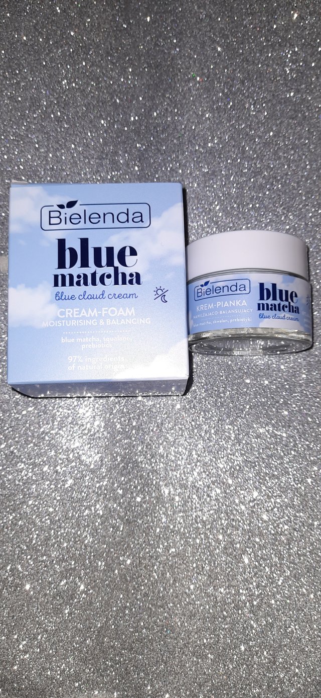 Bielenda Blue Matcha, Krem-pianka do twarzy, Blue Cloud Cream, Nawilżająco-balansujący