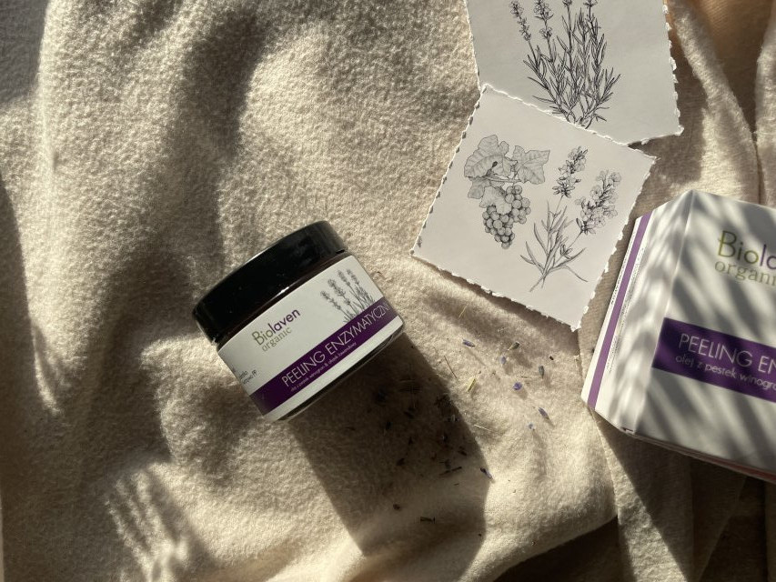 Sylveco Biolaven, Peeling do twarzy, Enzymatyczny, Olej z pestek winogron & olejek lawendowy