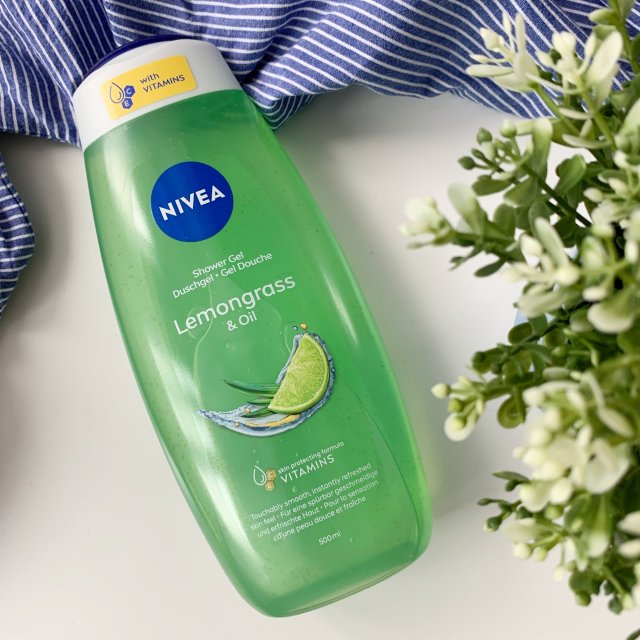 Nivea Żel pod prysznic z perełkami olejku, Lemongrass & Oil