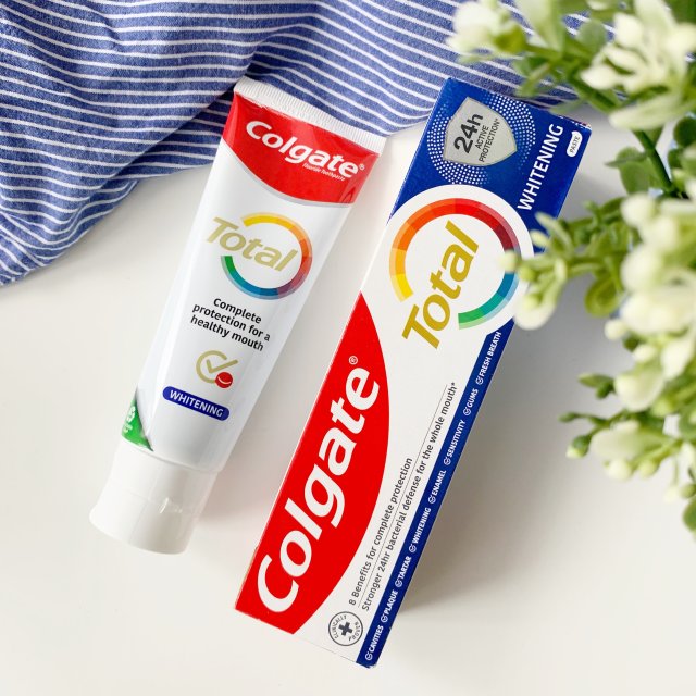 Colgate Pasta do zębów, Total, Whitening