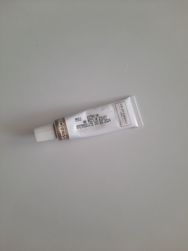 akcja denkowanie! grudzień - kosmetyki w świątecznych opakowaniach i świątecznych kolorach 🎄❄️⛄🎀🎁🎅