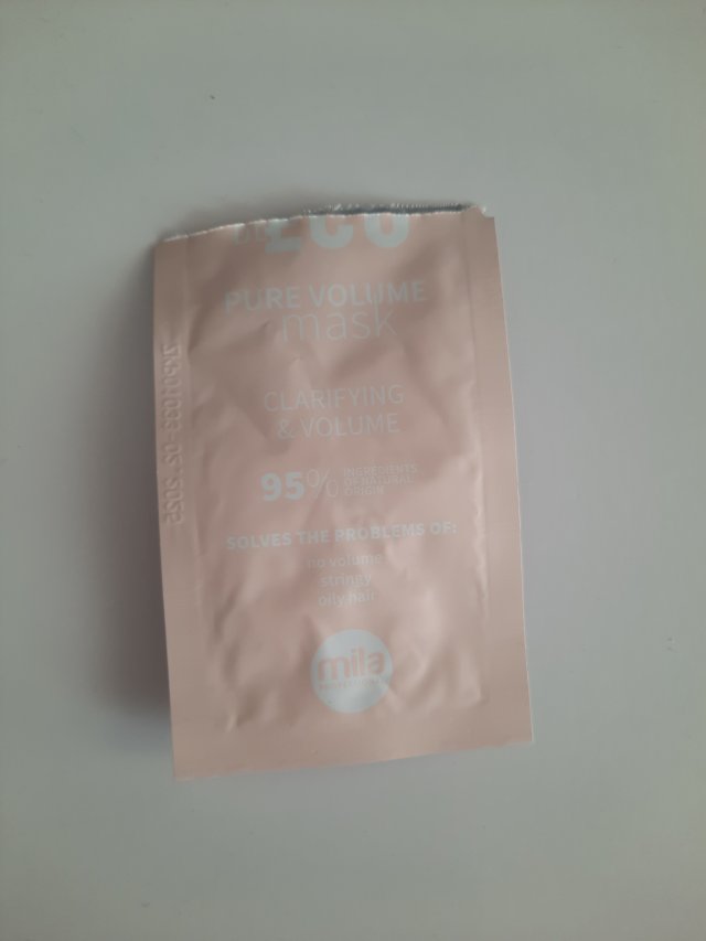 akcja denkowanie! grudzień - kosmetyki w świątecznych opakowaniach i świątecznych kolorach 🎄❄️⛄🎀🎁🎅