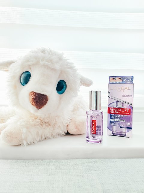 L'Oreal Revitalift Filler serum pod oczy z kwasem hialuronowym i kofeiną