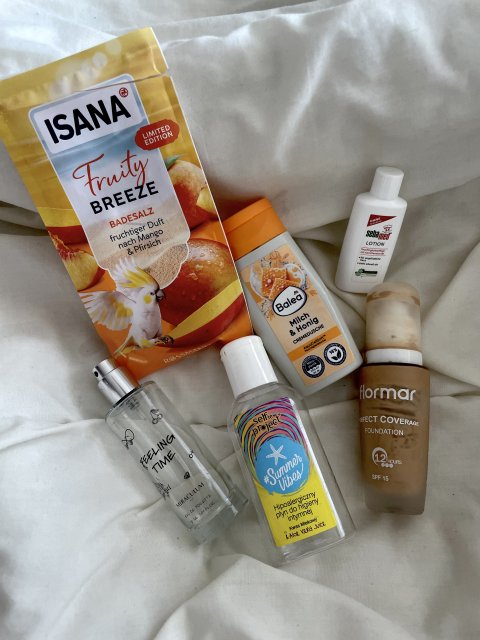 akcja denkowanie! grudzień - kosmetyki w świątecznych opakowaniach i świątecznych kolorach 🎄❄️⛄🎀🎁🎅