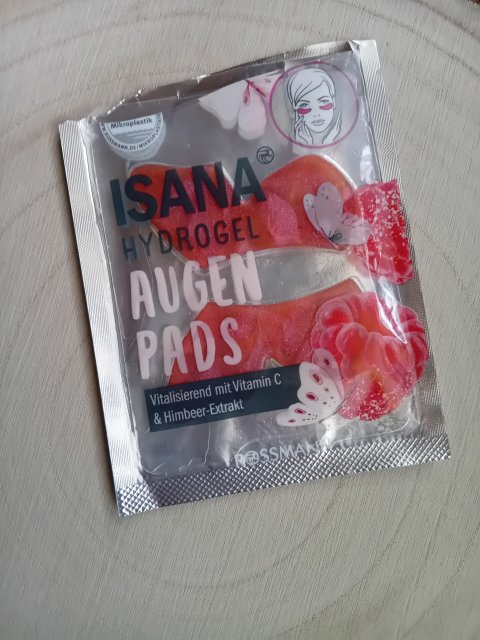 akcja denkowanie! grudzień - kosmetyki w świątecznych opakowaniach i świątecznych kolorach 🎄❄️⛄🎀🎁🎅