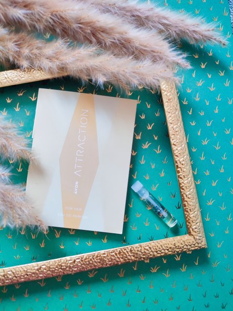 Avon Woda perfumowana, Attraction EDP