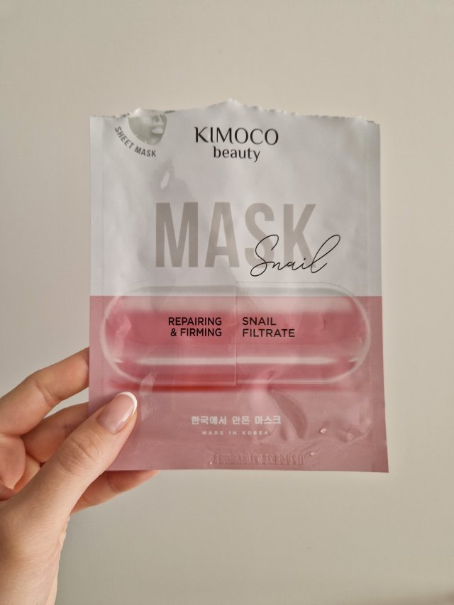 Denkowanie część druga :) Grudzień, kosmetyki w świątecznych opakowaniach lub w świątecznych kolorach: czerwonym, zielonym i złotym 