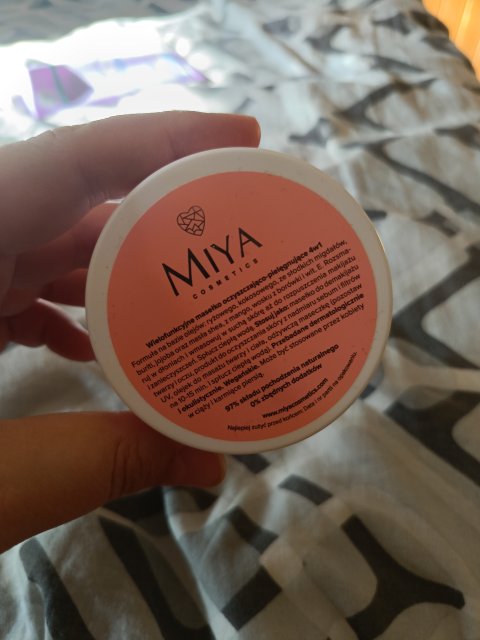 Denkowanie część druga :) Grudzień, kosmetyki w świątecznych opakowaniach lub w świątecznych kolorach: czerwonym, zielonym i złotym 