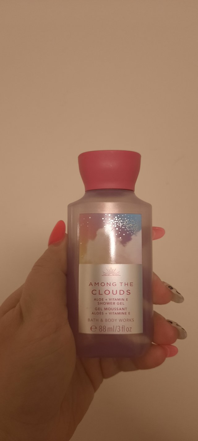 Denkowanie część druga :) Grudzień, kosmetyki w świątecznych opakowaniach lub w świątecznych kolorach: czerwonym, zielonym i złotym 