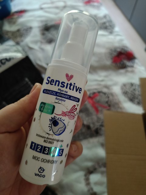 Denkowanie część druga :) Grudzień, kosmetyki w świątecznych opakowaniach lub w świątecznych kolorach: czerwonym, zielonym i złotym 