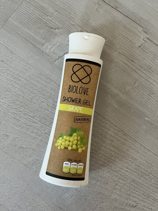 Biolove Żel pod prysznic, Winogrono