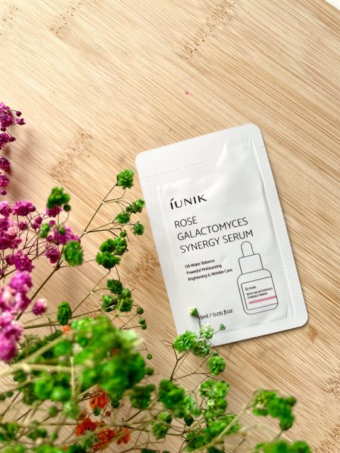 iUNIK Serum do twarzy, Rose Galactomyces Synergy Serum