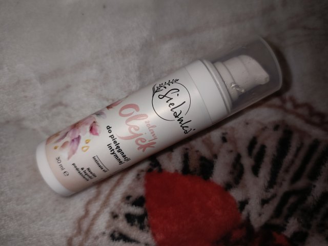 Denkowanie część druga :) Grudzień, kosmetyki w świątecznych opakowaniach lub w świątecznych kolorach: czerwonym, zielonym i złotym 