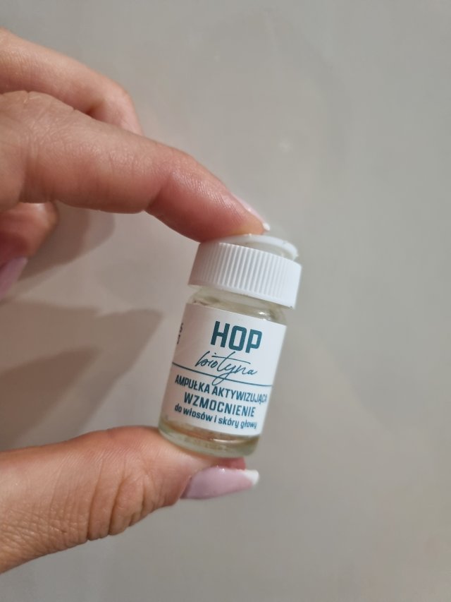 Denkowanie część druga :) Grudzień, kosmetyki w świątecznych opakowaniach lub w świątecznych kolorach: czerwonym, zielonym i złotym 