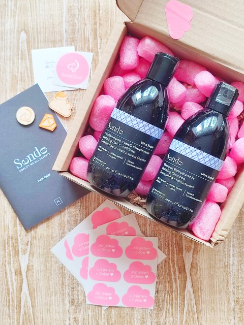 Zestaw kosmetyków marki Sendo 