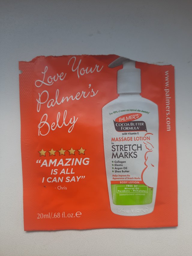 Denkowanie część druga :) Grudzień, kosmetyki w świątecznych opakowaniach lub w świątecznych kolorach: czerwonym, zielonym i złotym 