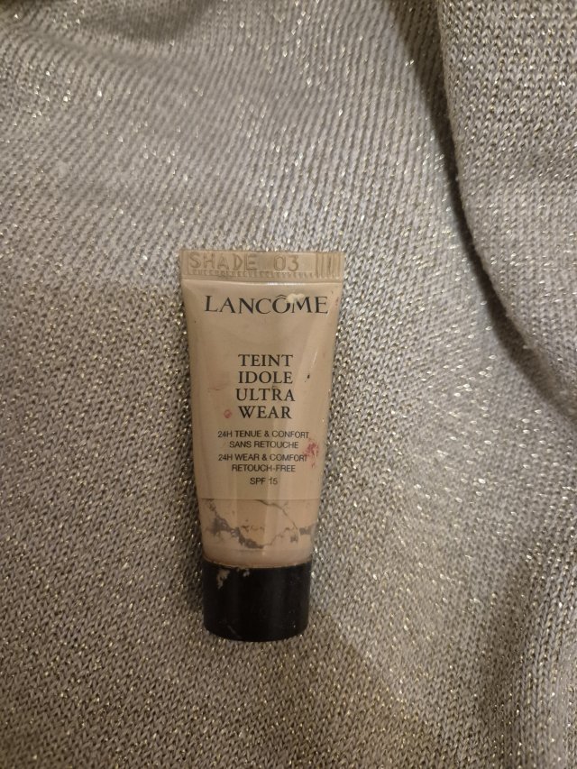 Denkowanie część druga :) Grudzień, kosmetyki w świątecznych opakowaniach lub w świątecznych kolorach: czerwonym, zielonym i złotym 