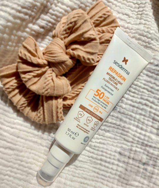 Sesderma Repaskin Fluido Invisible, SPF 50+, Emulsja do twarzy