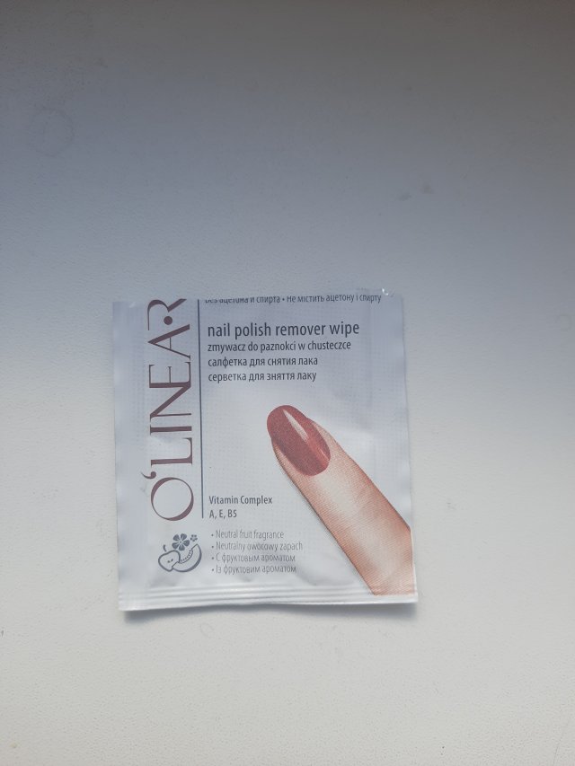 Denkowanie część druga :) Grudzień, kosmetyki w świątecznych opakowaniach lub w świątecznych kolorach: czerwonym, zielonym i złotym 