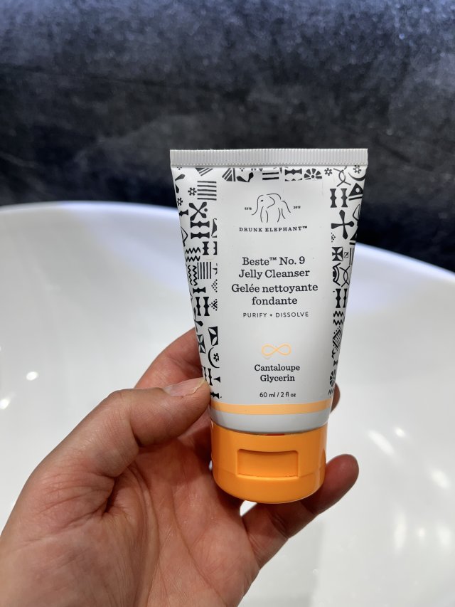 Denkowanie część druga :) Grudzień, kosmetyki w świątecznych opakowaniach lub w świątecznych kolorach: czerwonym, zielonym i złotym 