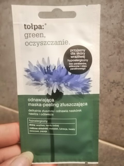 Denkowanie część druga :)  Sierpień: Czas na podróże! Zużywamy produkty do 100 ml ✈️🌴