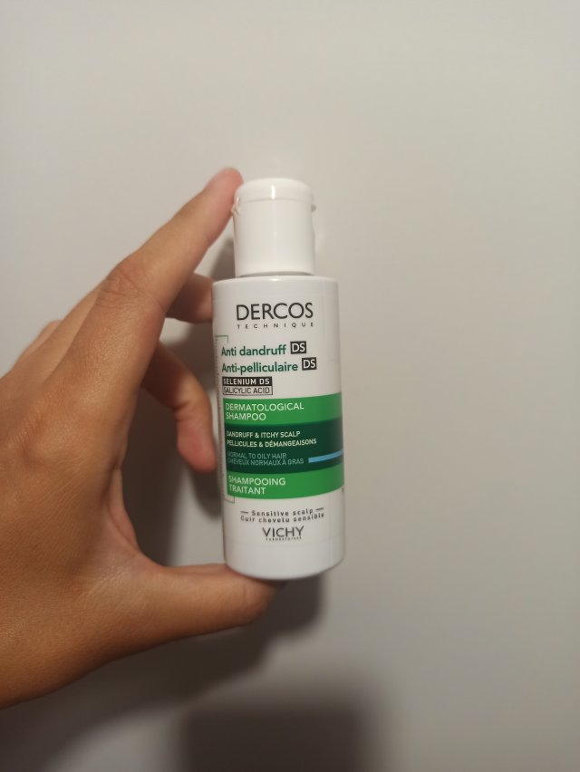 Denkowanie część druga :)  Sierpień: Czas na podróże! Zużywamy produkty do 100 ml ✈️🌴