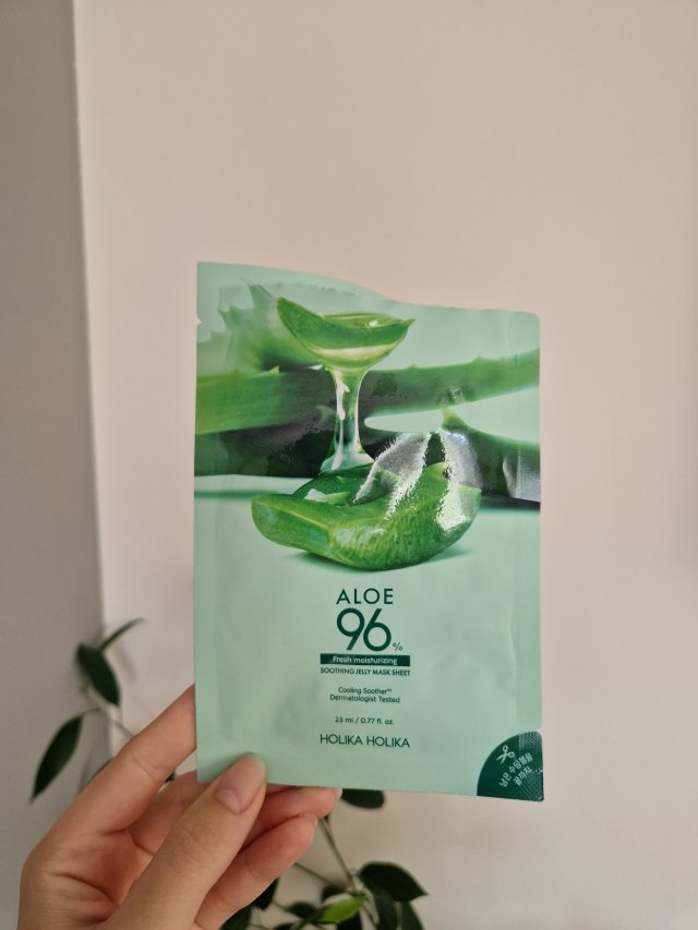 Denkowanie część druga :)  Sierpień: Czas na podróże! Zużywamy produkty do 100 ml ✈️🌴
