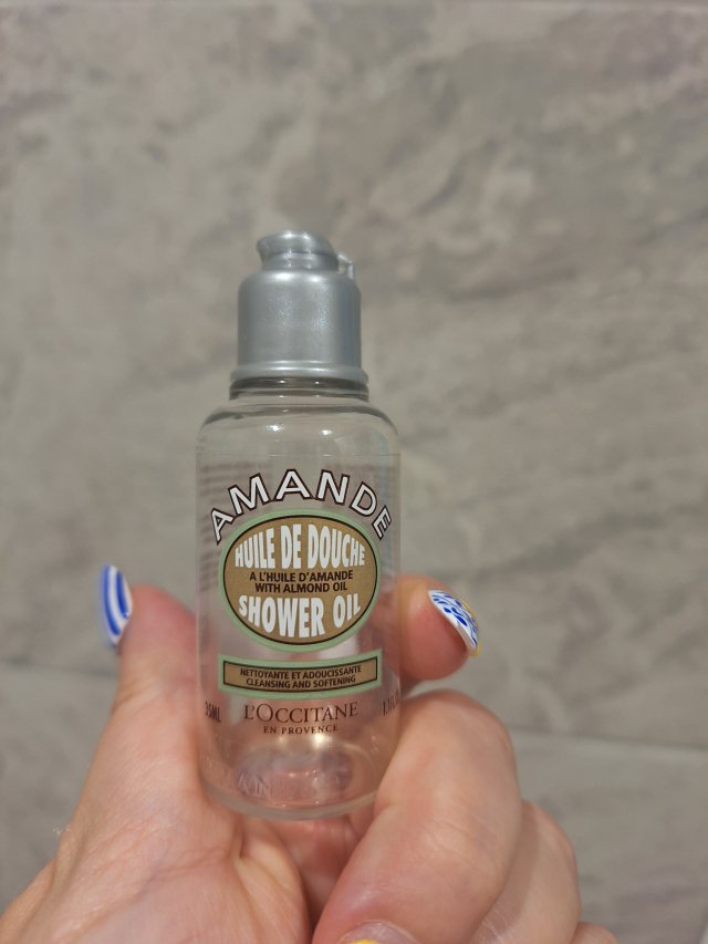 Denkowanie część druga :)  Sierpień: Czas na podróże! Zużywamy produkty do 100 ml ✈️🌴