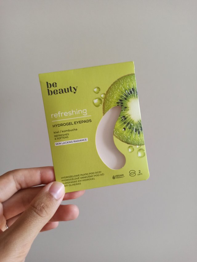 Denkowanie część druga :)  Sierpień: Czas na podróże! Zużywamy produkty do 100 ml ✈️🌴