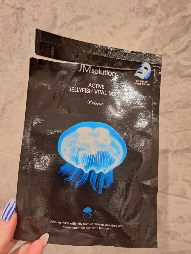 Denkowanie część druga :)  Sierpień: Czas na podróże! Zużywamy produkty do 100 ml ✈️🌴