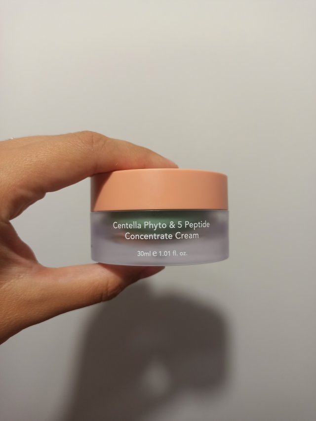 Denkowanie część druga :)  Sierpień: Czas na podróże! Zużywamy produkty do 100 ml ✈️🌴