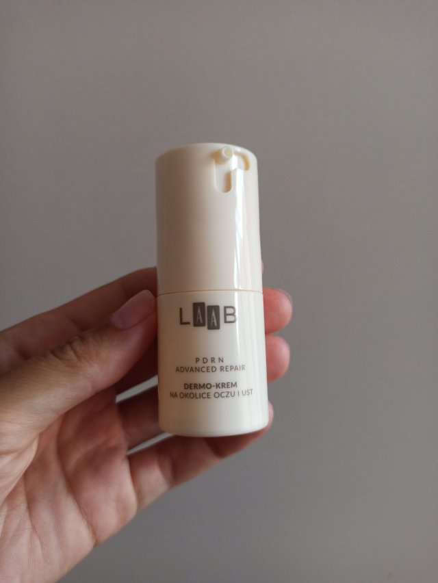 Denkowanie część druga :)  Sierpień: Czas na podróże! Zużywamy produkty do 100 ml ✈️🌴