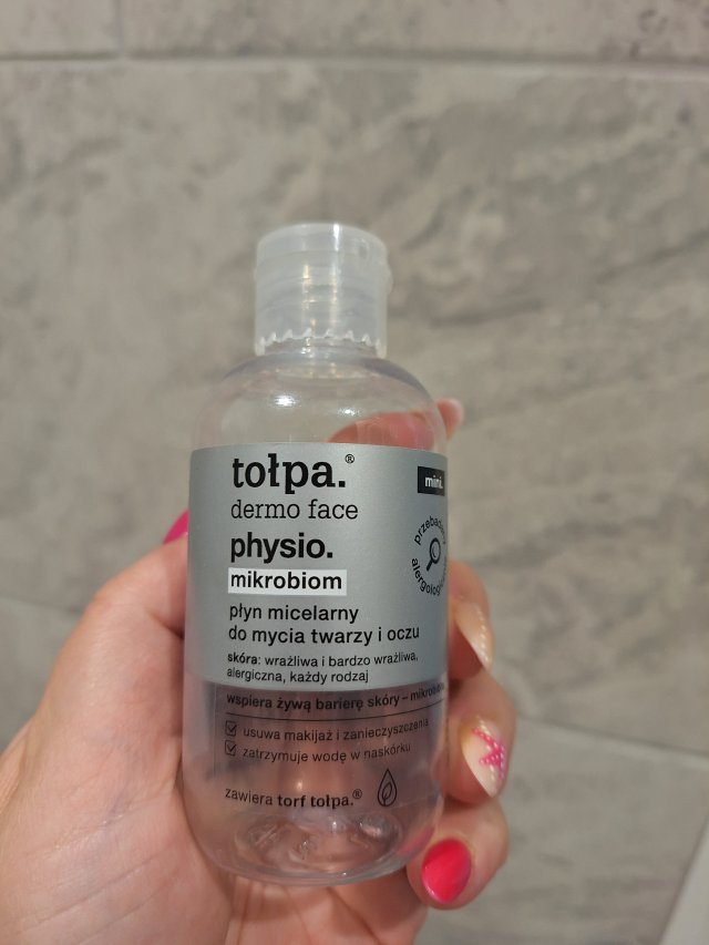 Denkowanie część druga :)  Sierpień: Czas na podróże! Zużywamy produkty do 100 ml ✈️🌴