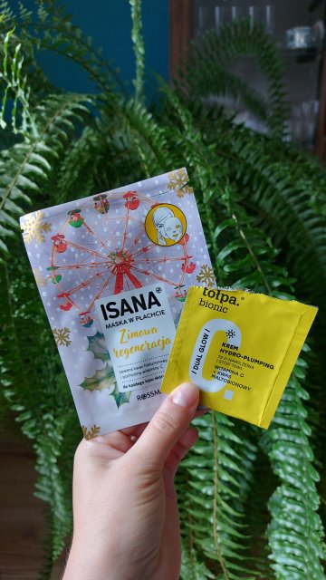 Denkowanie część druga :)  Sierpień: Czas na podróże! Zużywamy produkty do 100 ml ✈️🌴