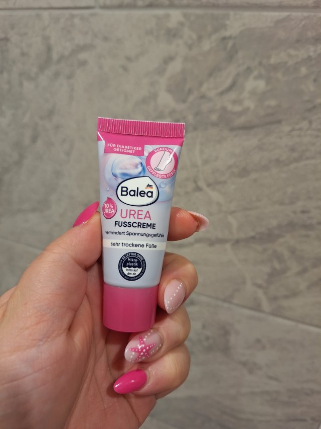 Denkowanie część druga :)  Sierpień: Czas na podróże! Zużywamy produkty do 100 ml ✈️🌴