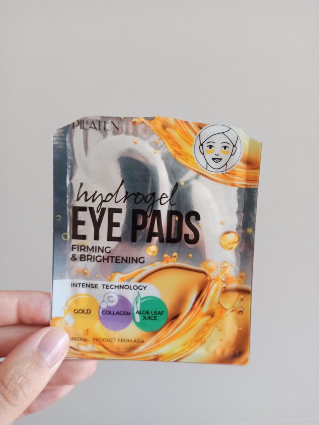 Denkowanie część druga :)  Sierpień: Czas na podróże! Zużywamy produkty do 100 ml ✈️🌴
