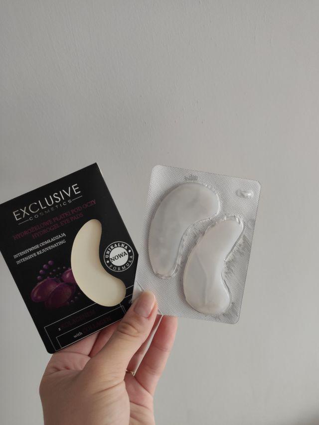 Płatki odmładzające pod oczy 