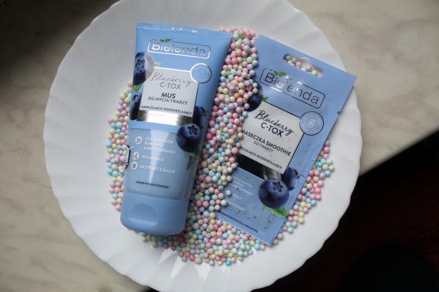 Bielenda Blueberry C-TOX, Mus do mycia twarzy, Nawilżająco-rozświetlający