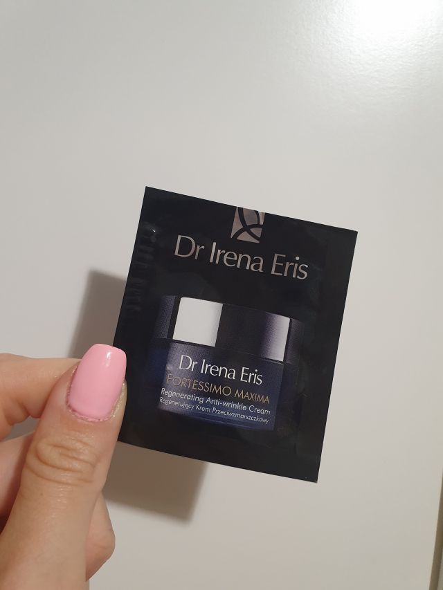 akcja denkowanie! grudzień - kosmetyki w świątecznych opakowaniach i świątecznych kolorach 🎄❄️⛄🎀🎁🎅