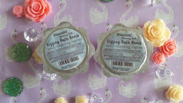 Nacomi Półkula do kąpieli, Sweet raspberry cupcake, Słodka malinowa babeczka