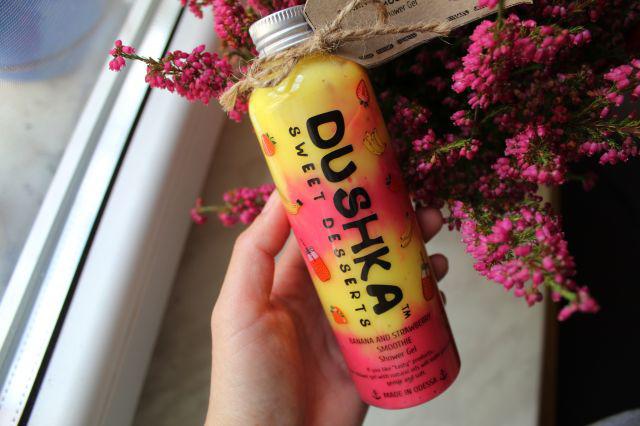 Dushka Cosmetics Żel pod prysznic, Sweet Deserts, Banana and Strawberry Smoothie